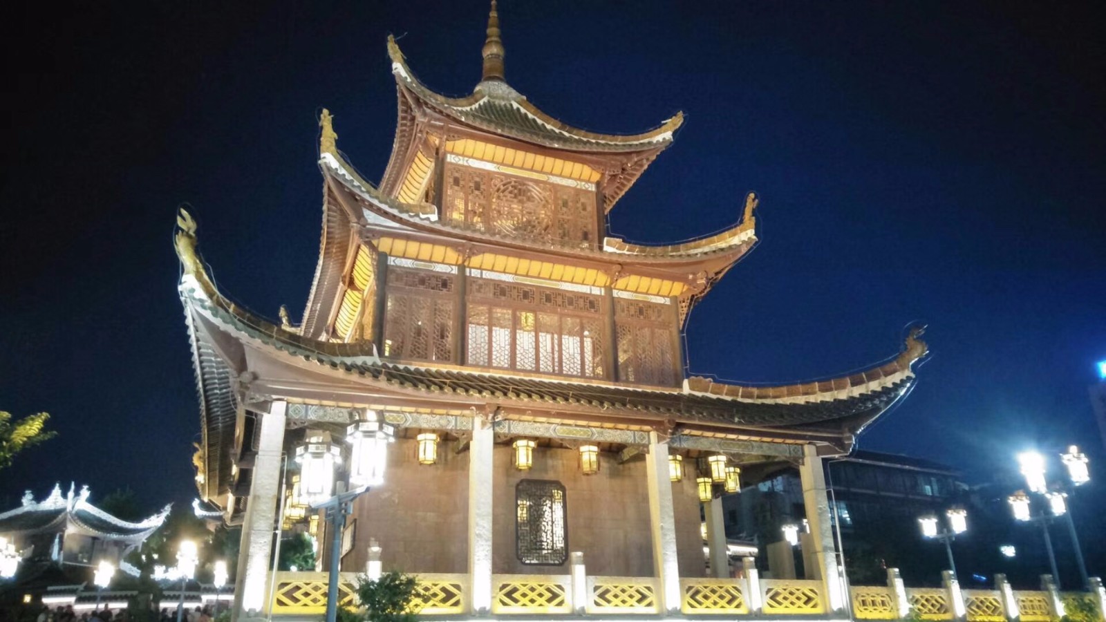貴陽桑拿房設備--甲秀樓美景